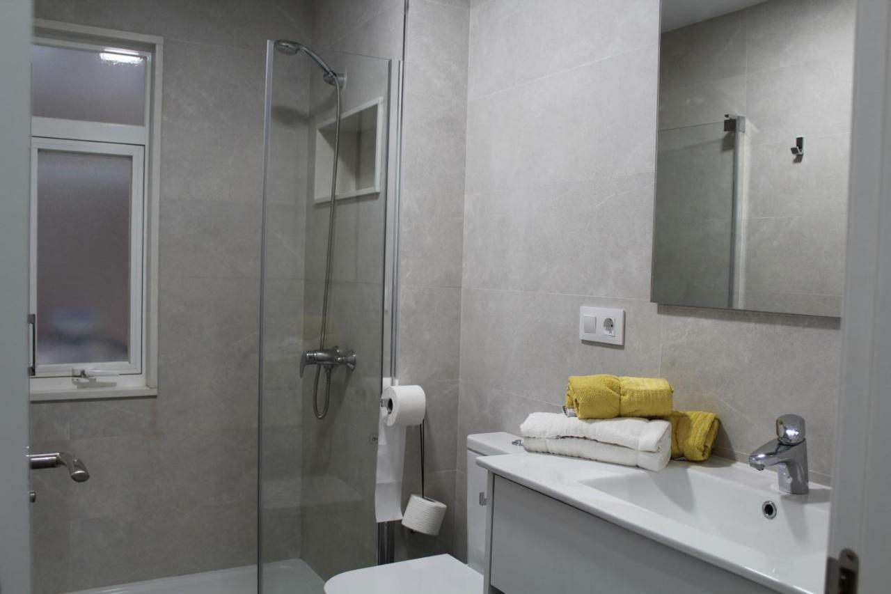 Ferienwohnung Piso En Monasterio De Caaveiro A Coruña Exterior foto